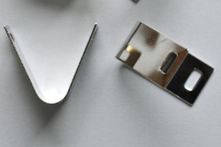 五金彈片加工時(shí)的常見外觀缺陷及解決方法